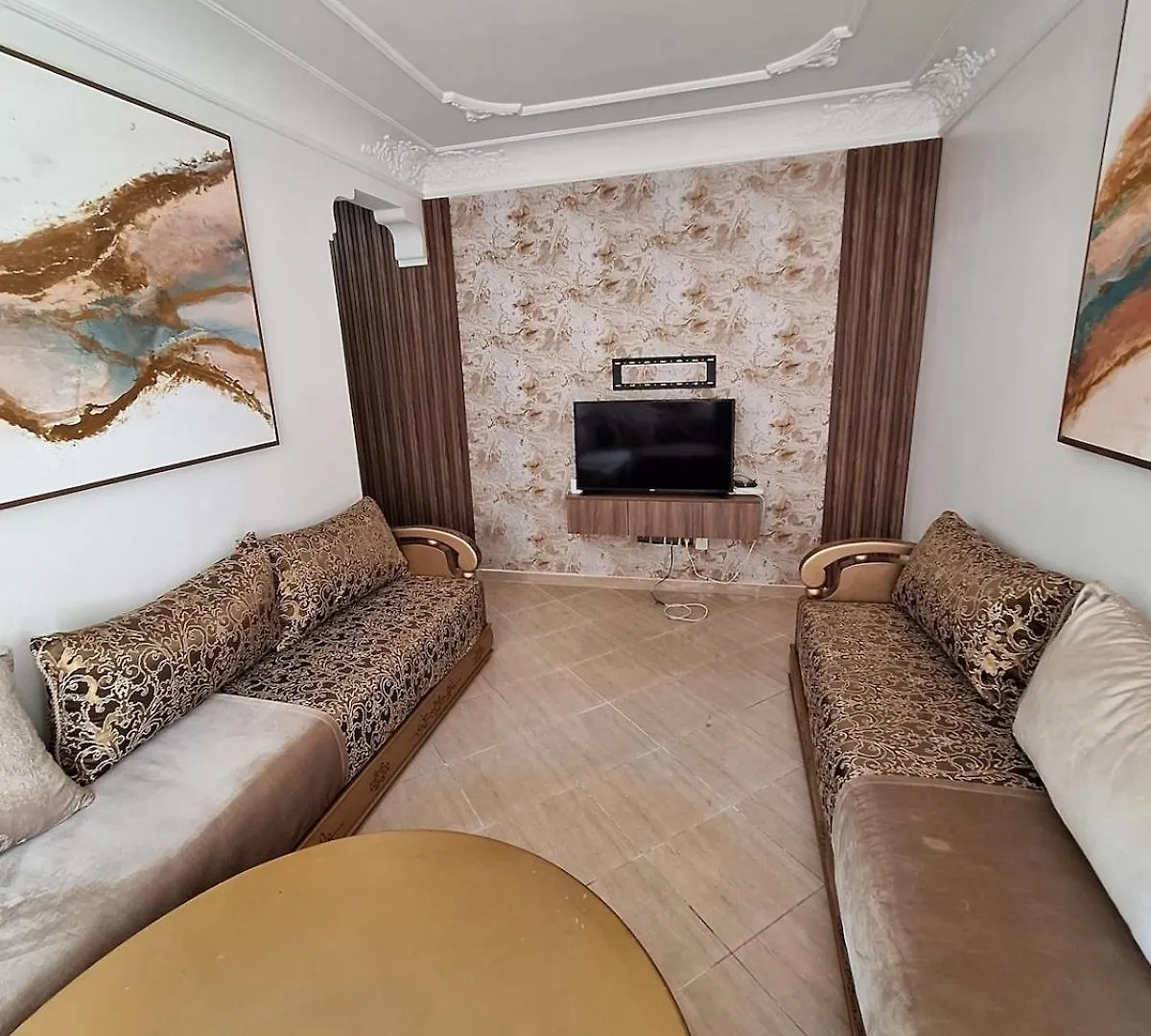 Entire Home With 2 Minutes From Casa-Voyegeur - Casablanca Appartement